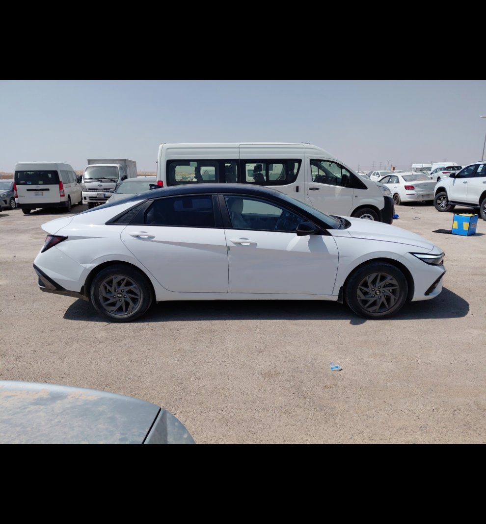Hyundai Elantra  2025 image