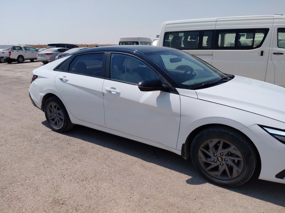 Hyundai Elantra  2025 image