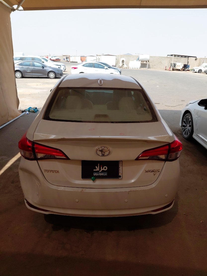 تويوتا يارس Y FLT ( IA) 2021 image