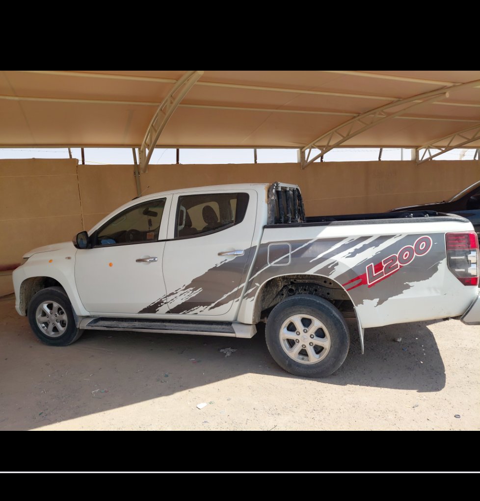 ميتسوبيشي L200 4X4- 2022 image