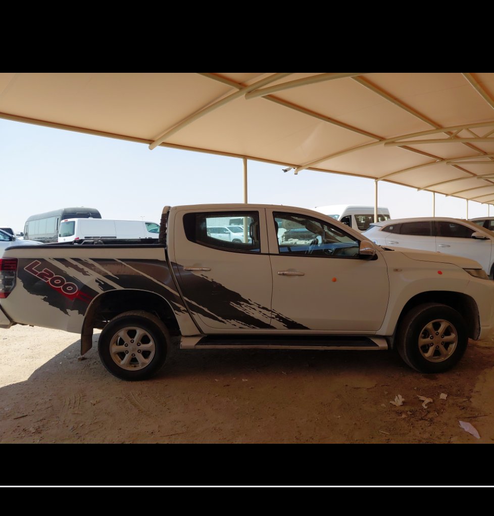 ميتسوبيشي L200 4X4- 2022 image