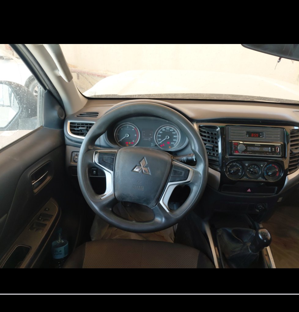 ميتسوبيشي L200 4X4- 2022 image
