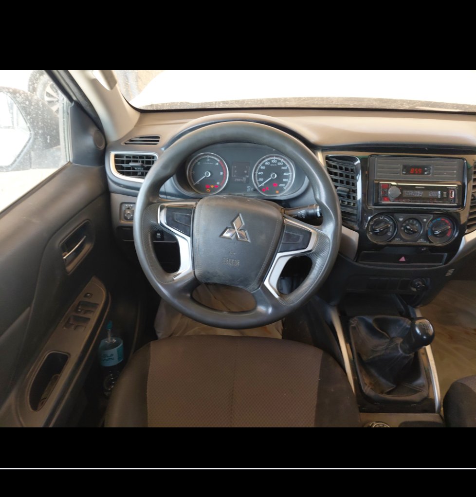 ميتسوبيشي L200 4X4- 2022 image