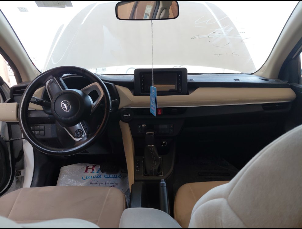 Toyota Yaris Y 2024 image