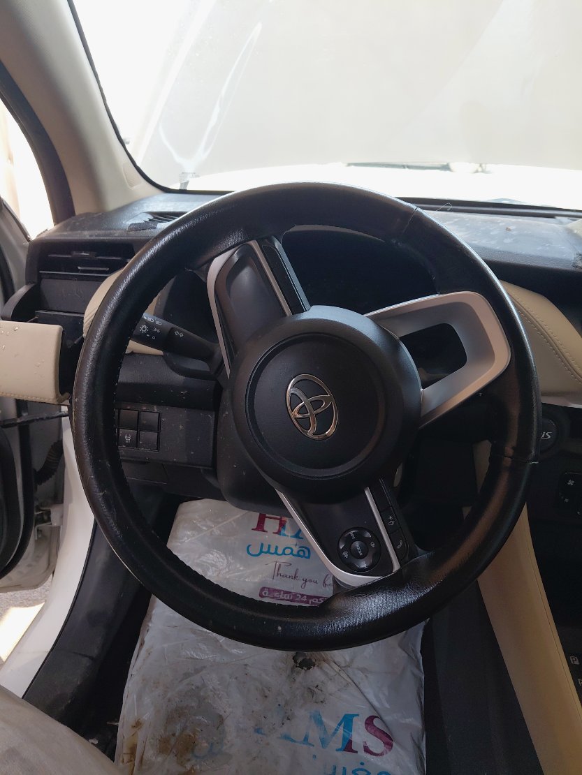 Toyota Yaris Y 2024 image
