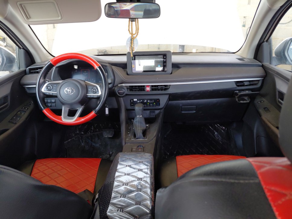 تويوتا يارس Y PLUS 2024 image
