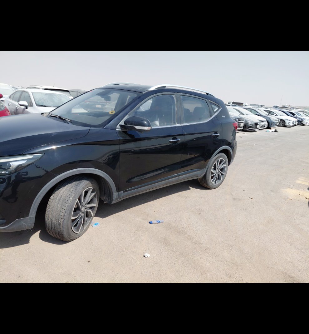 إم جي ZS لوكس رياضية - 11 2022 image