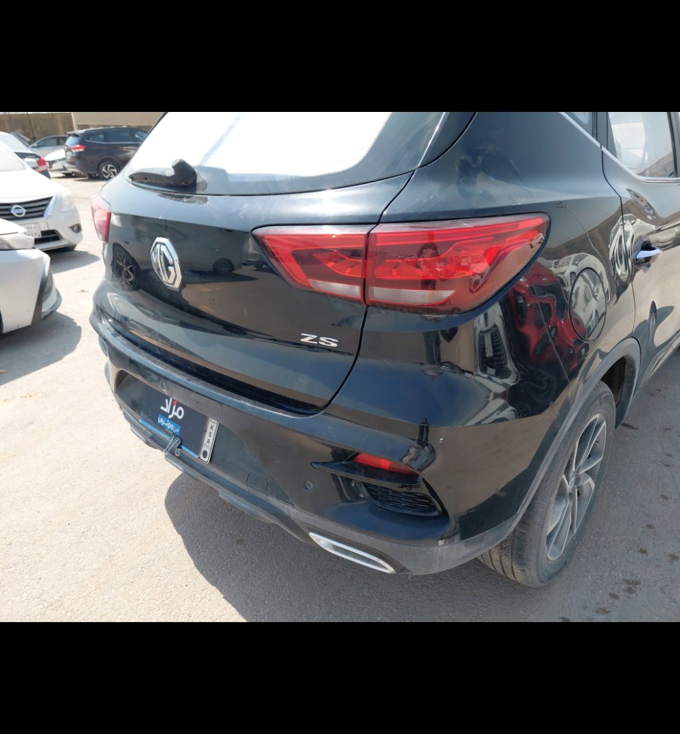 إم جي ZS لوكس رياضية - 11 2022 image