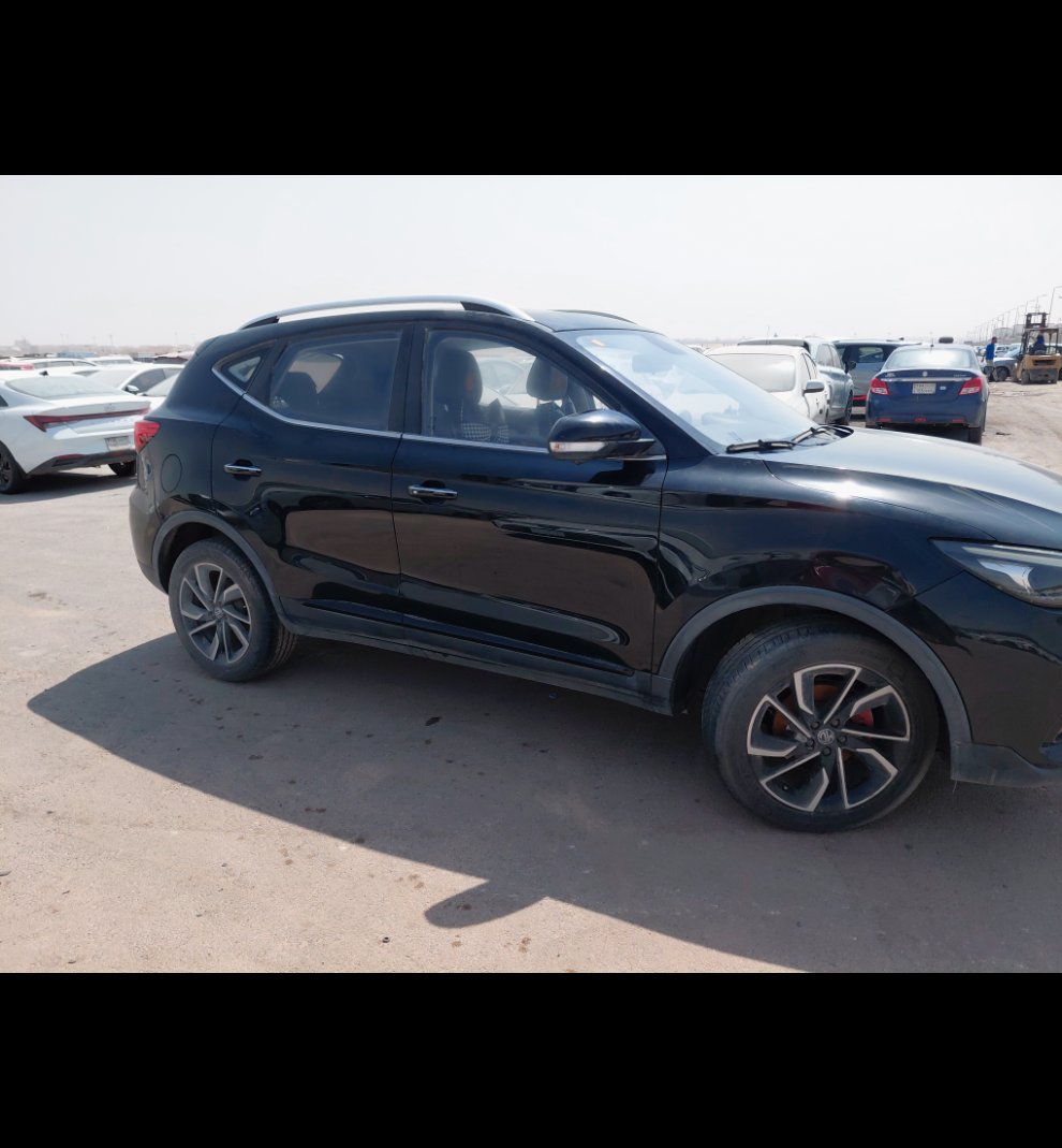 إم جي ZS لوكس رياضية - 11 2022 image