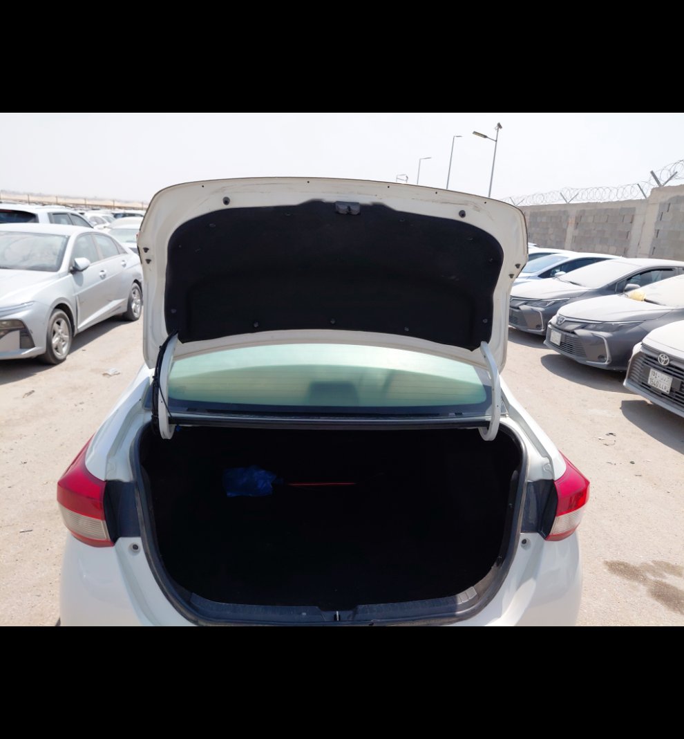 تويوتا يارس Y 2019 image