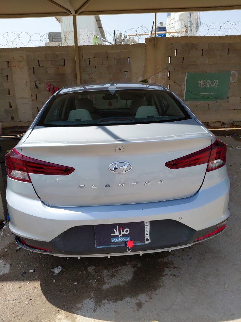 هيونداي إلنترا GL 2020 image