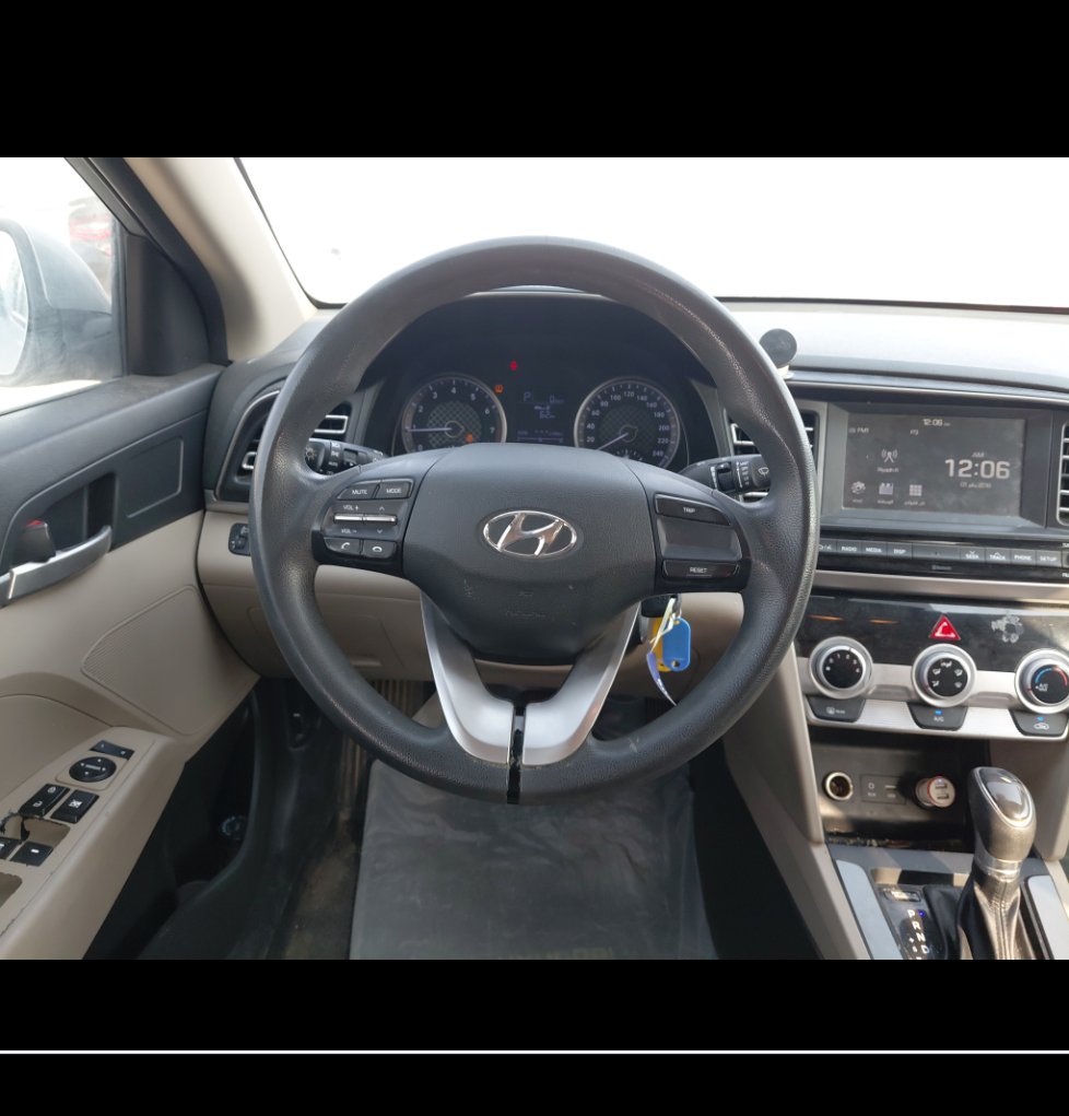 هيونداي إلنترا GL 2020 image