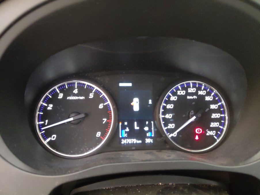 ميتسوبيشي أوتلاندر 4WD - جي تي 2020 image