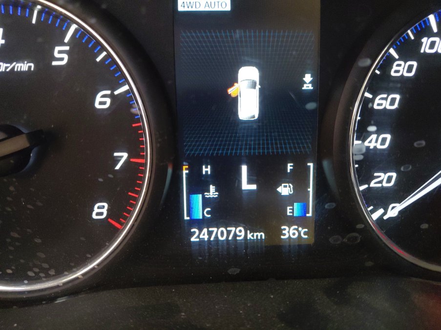 ميتسوبيشي أوتلاندر 4WD - جي تي 2020 image