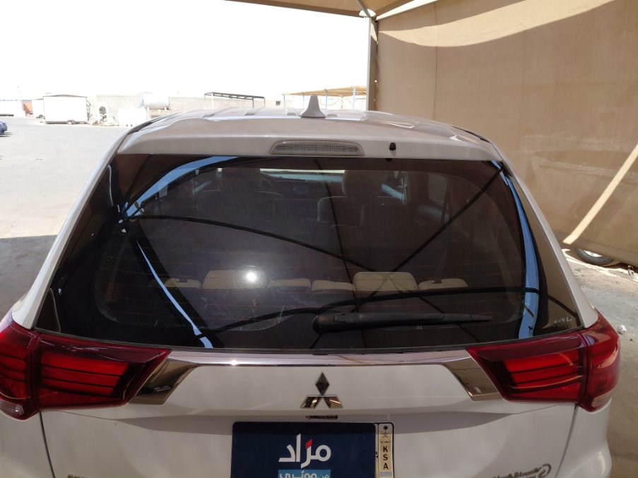 ميتسوبيشي أوتلاندر 4WD - جي تي 2020 image