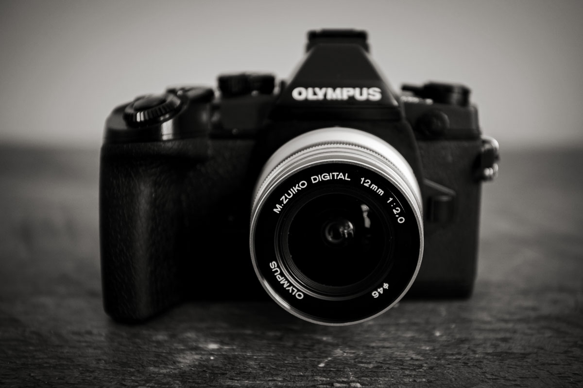 Olympus_E-M1_04