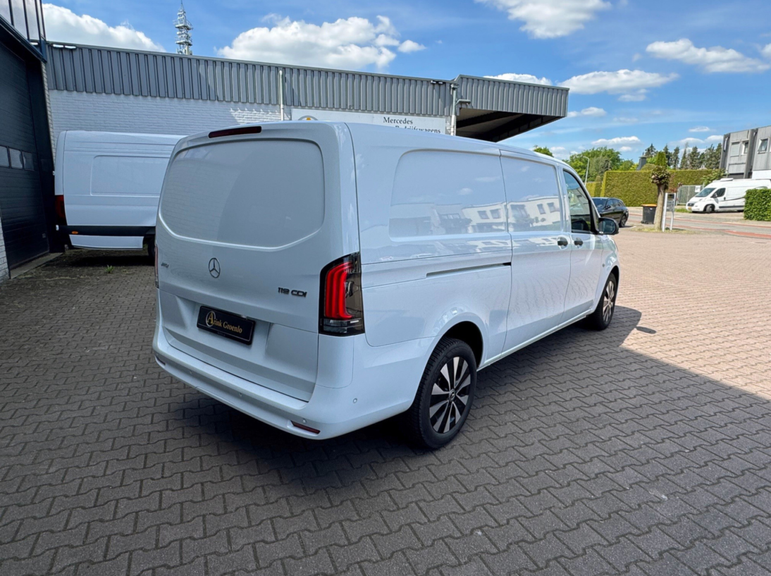 Vehicle 44931135 e5056850 8c2b 496f 837c ccf39720aea6