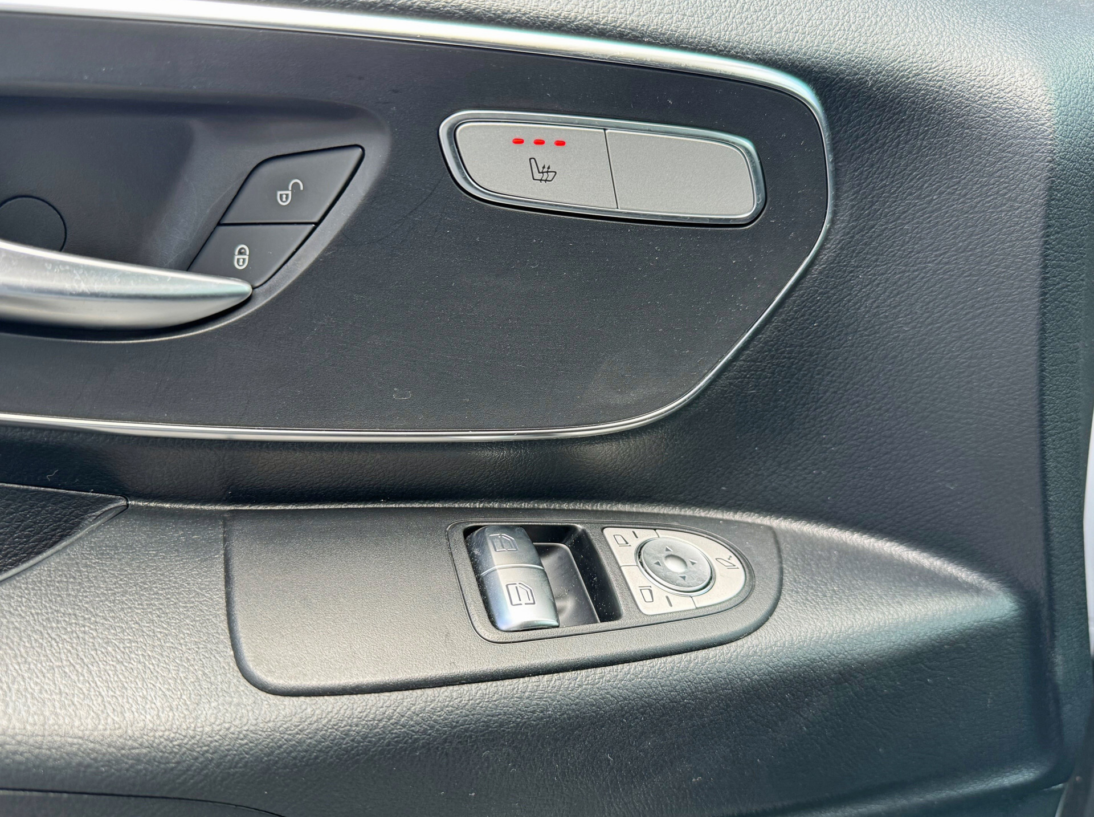 Vehicle 44931135 c705247e c77b 4315 9794 1eaaf3184fe1