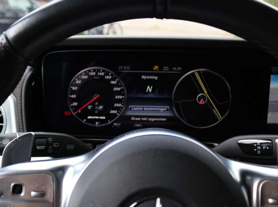 Vehicle 45807294 c4915a81 f64f 4ce0 b8a4 818d399e51be