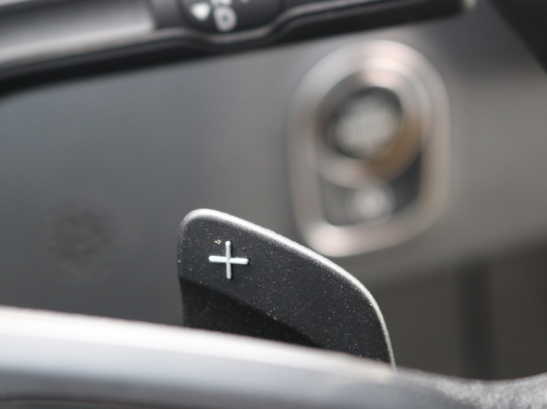 Vehicle 42987759 35bd7b0b 9525 41de a251 8d65394f90ea
