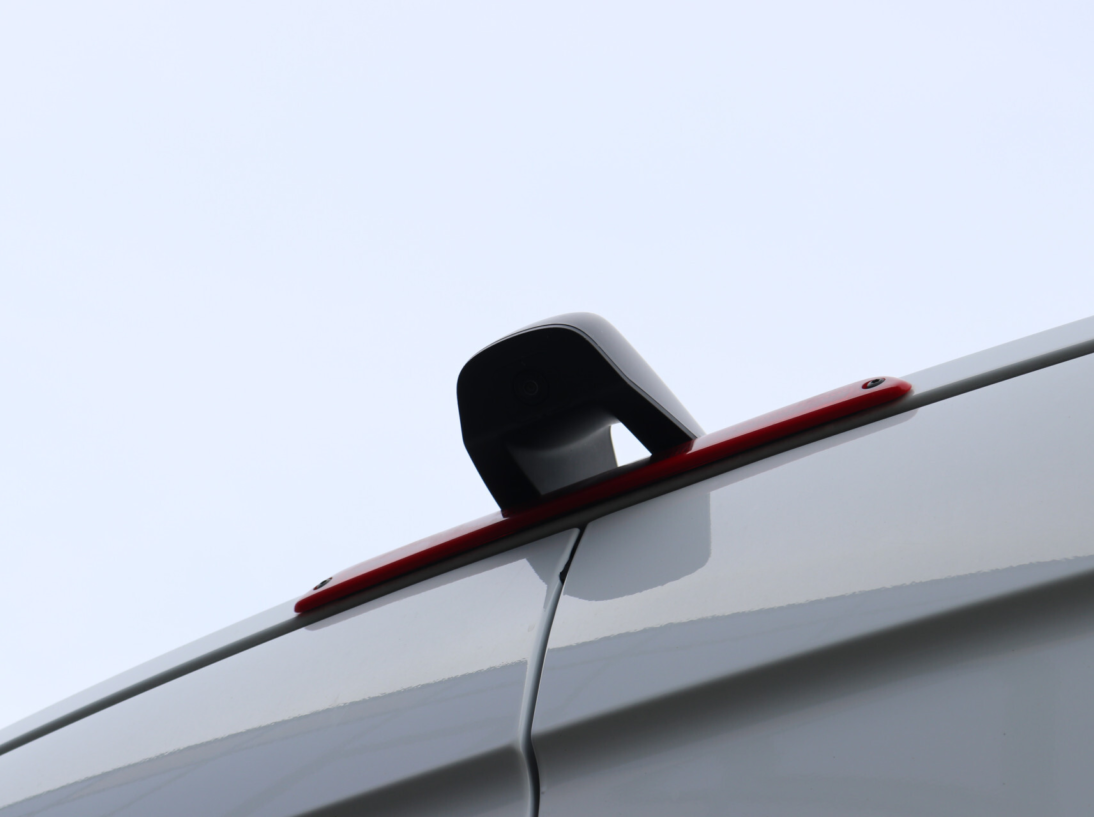 Vehicle 42987759 d1cbcb2c 34cf 437b 97e3 a5bd39623664
