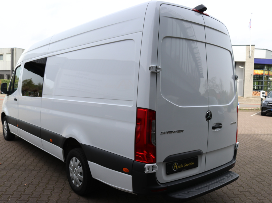 Vehicle 42987759 70ad8be7 c121 4cc0 8185 55a654d2248a