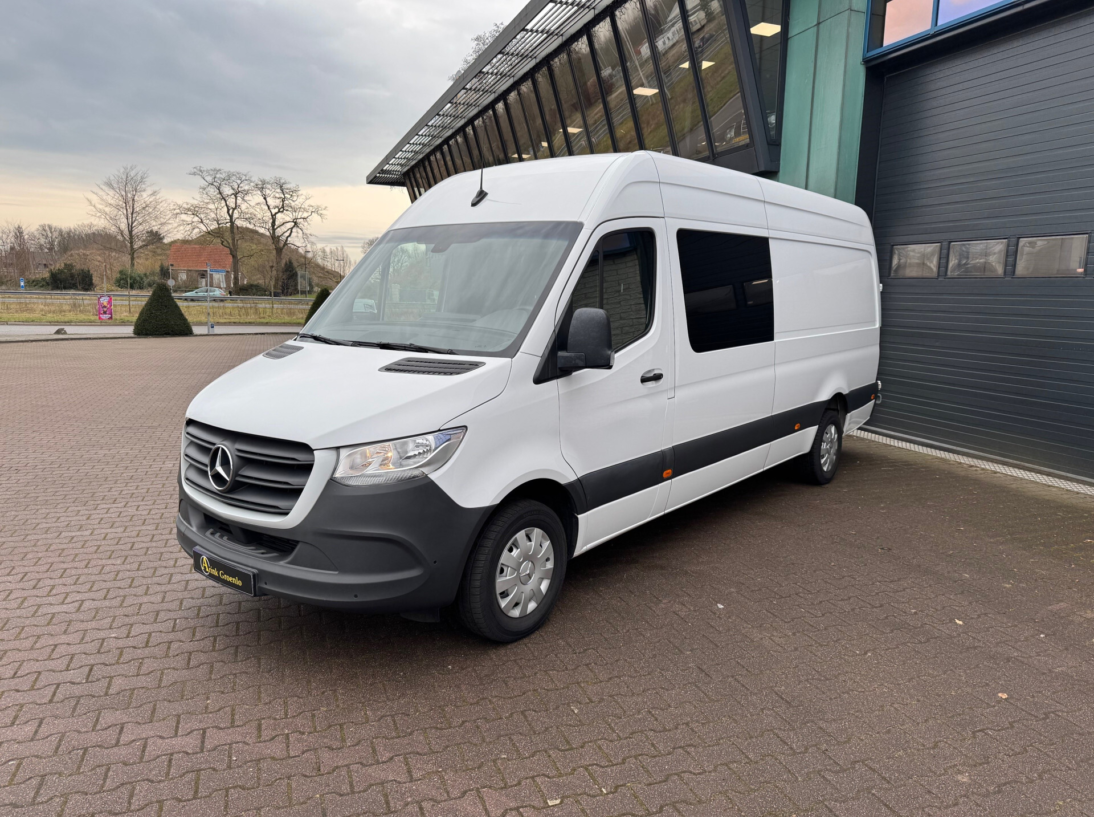Vehicle 42987759 f792b0c4 0033 465b b8ab c3d1ebc45186