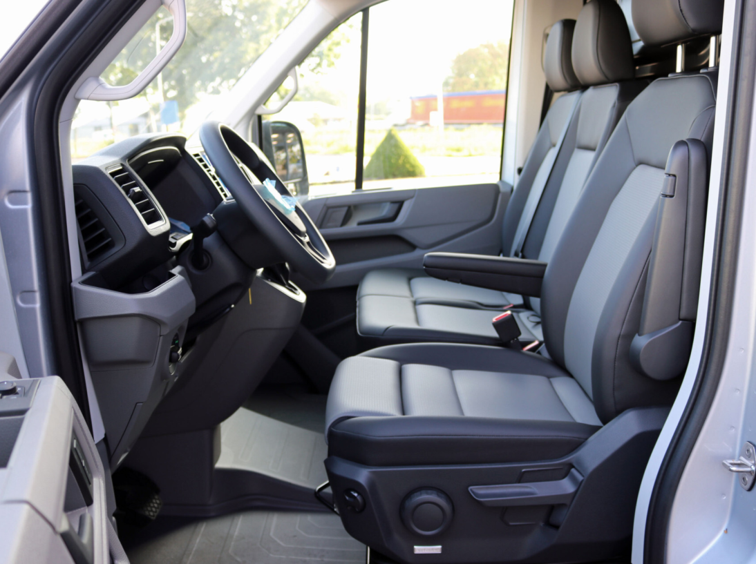 Vehicle 40011255 a04c8f60 d946 420f 82df 46267a706a58