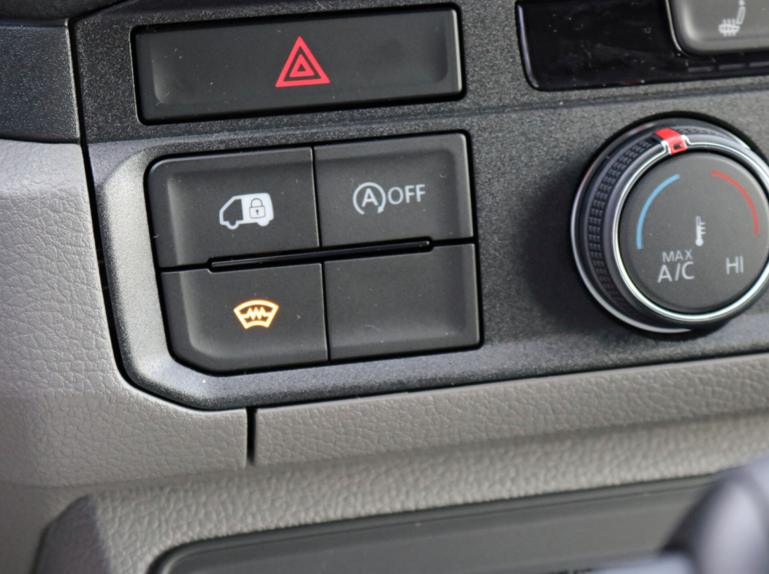 Vehicle 40011255 199b7d2f d823 44d4 82e0 a4ee67b4b2cb