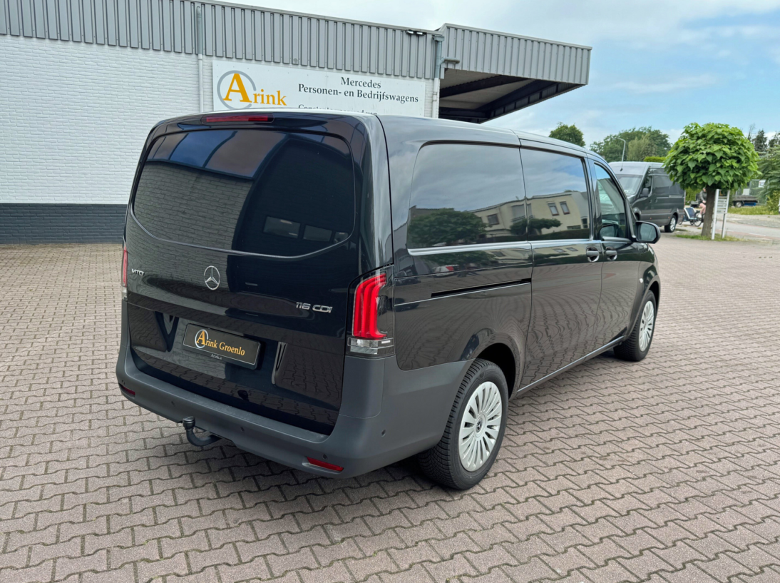 Vehicle 46452664 08191f86 37b2 462a 9628 62f289088047