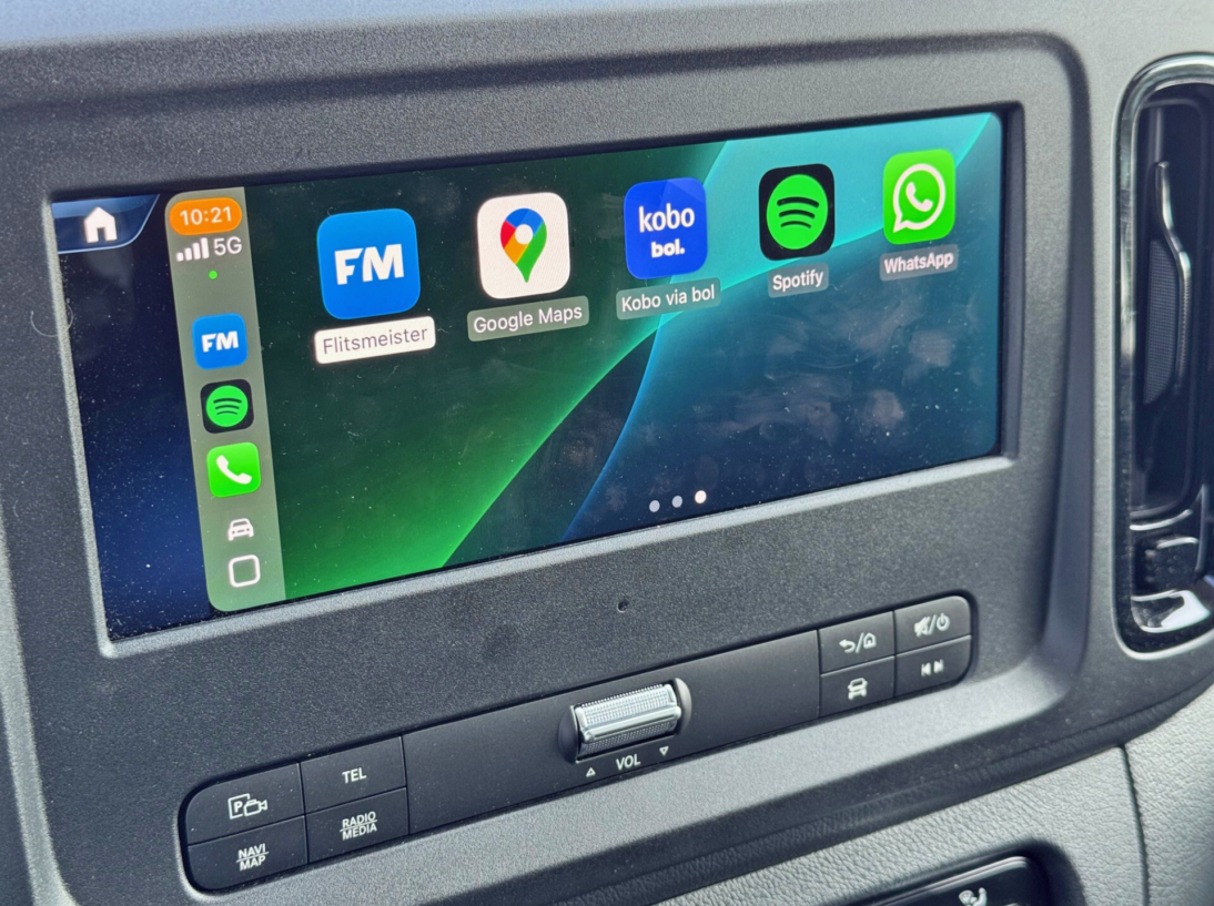 Vehicle 46452664 319082d5 bc6d 42cb b678 df24df4ed83b