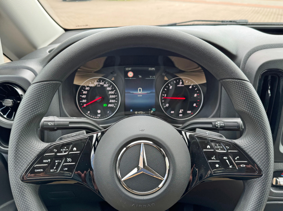 Vehicle 46452664 9feafb38 387f 4f43 b3cc 56ee106c0b80