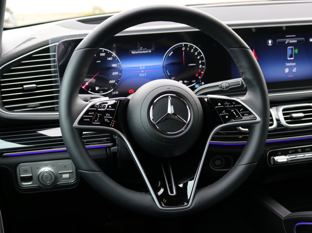 Vehicle 46510791 83c7c35a 4d94 4254 9303 26363a96a1f3