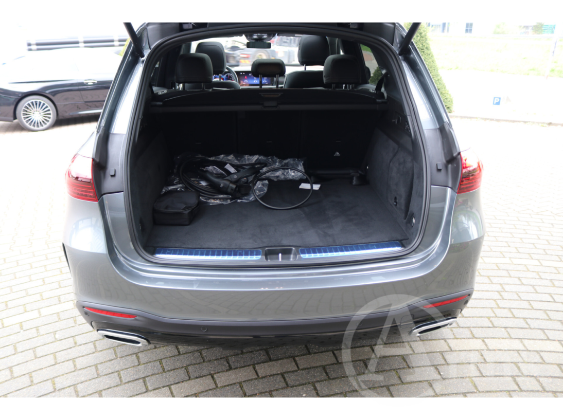 Vehicle 46466236 6a60703a ce60 44f2 9d6c e1e3839b588b