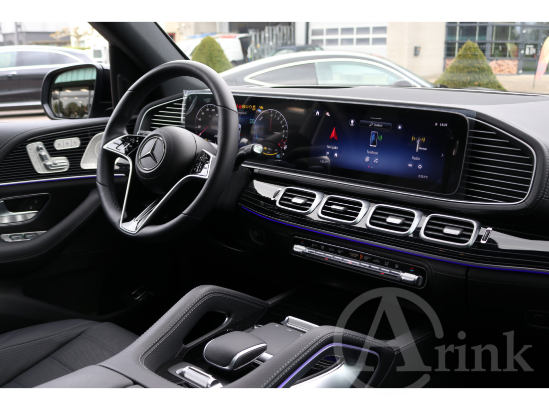 Vehicle 46466236 3943f141 419f 4fa1 8f20 7acce64b6a02