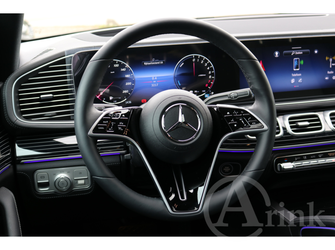 Vehicle 46466236 834f1c3c 8092 4828 b188 cb9418b6cd9e