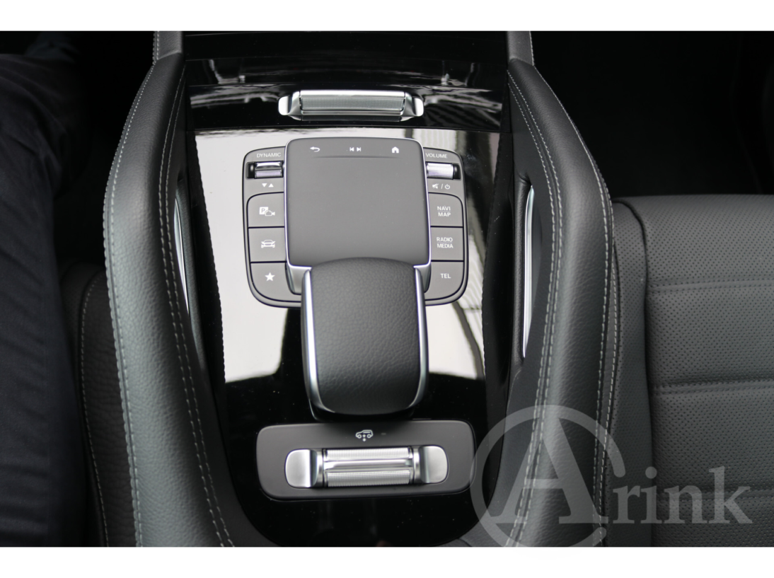 Vehicle 46466236 f025d81f 7cd8 4e39 bf0b 308b94d91835