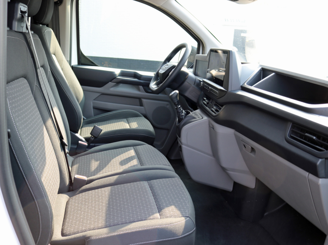 Vehicle 44247586 4e17ab85 f1cf 4c2c bd03 eb26726a4674
