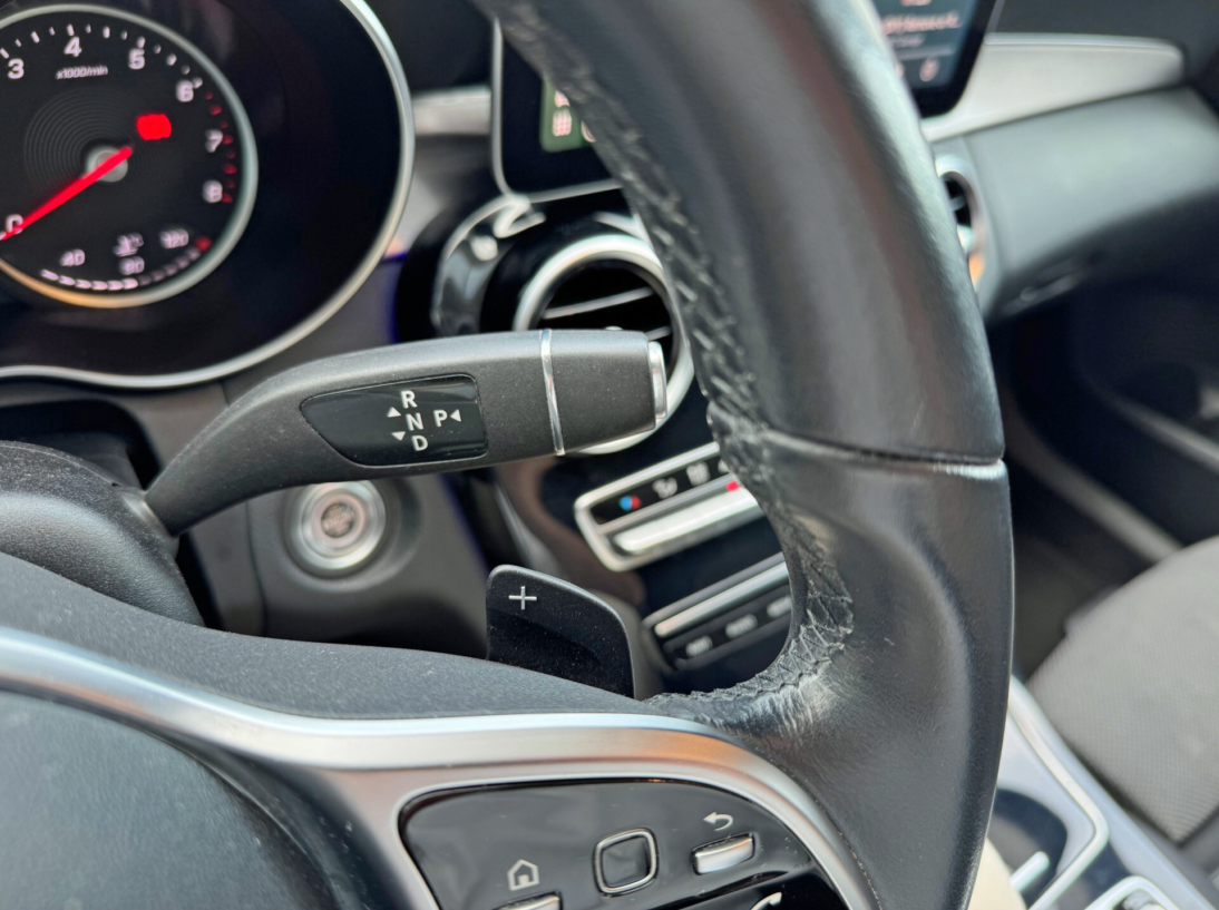 Vehicle 45800978 8fa0f21c 9704 4b01 961e ac11774c37e0