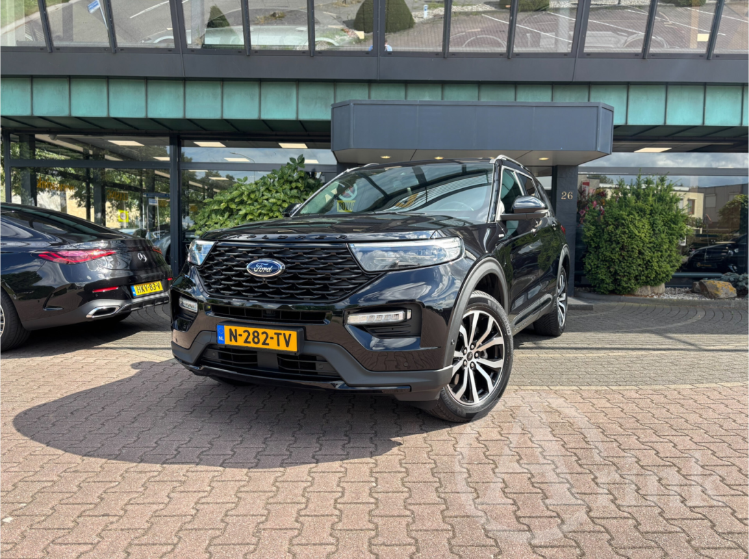 Vehicle 46696149 63383653 7240 4fc6 a23c 2ad583e5a5bb