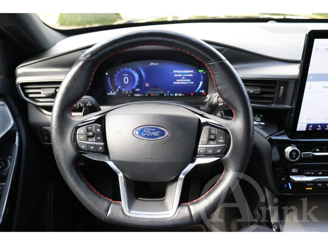 Vehicle 46696149 66378b24 04cb 4b42 a0f6 f0eab98a17ad