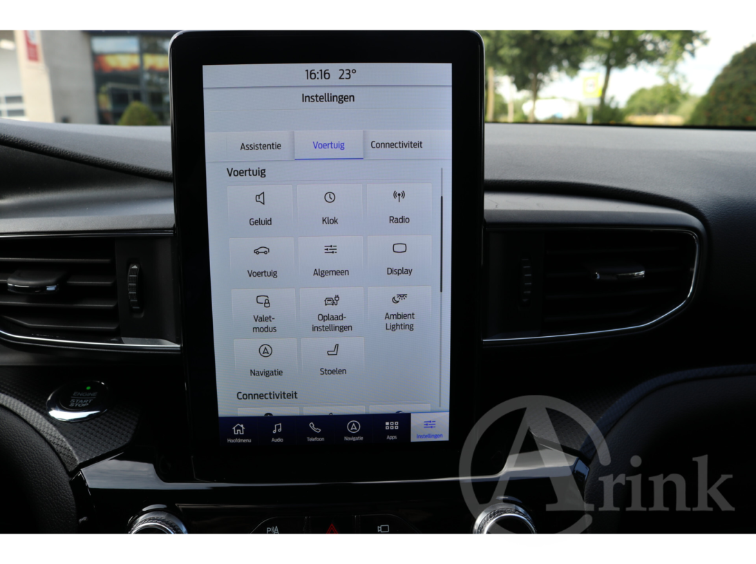 Vehicle 46696149 40a14899 4eb0 4fd3 ab64 7053c8514bbb