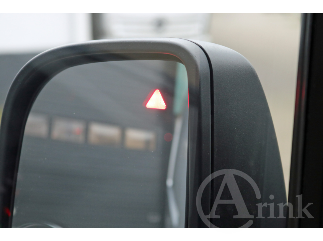 Vehicle 40011093 d7a64298 c7ed 4a3d afe5 9a2c9deba3a0