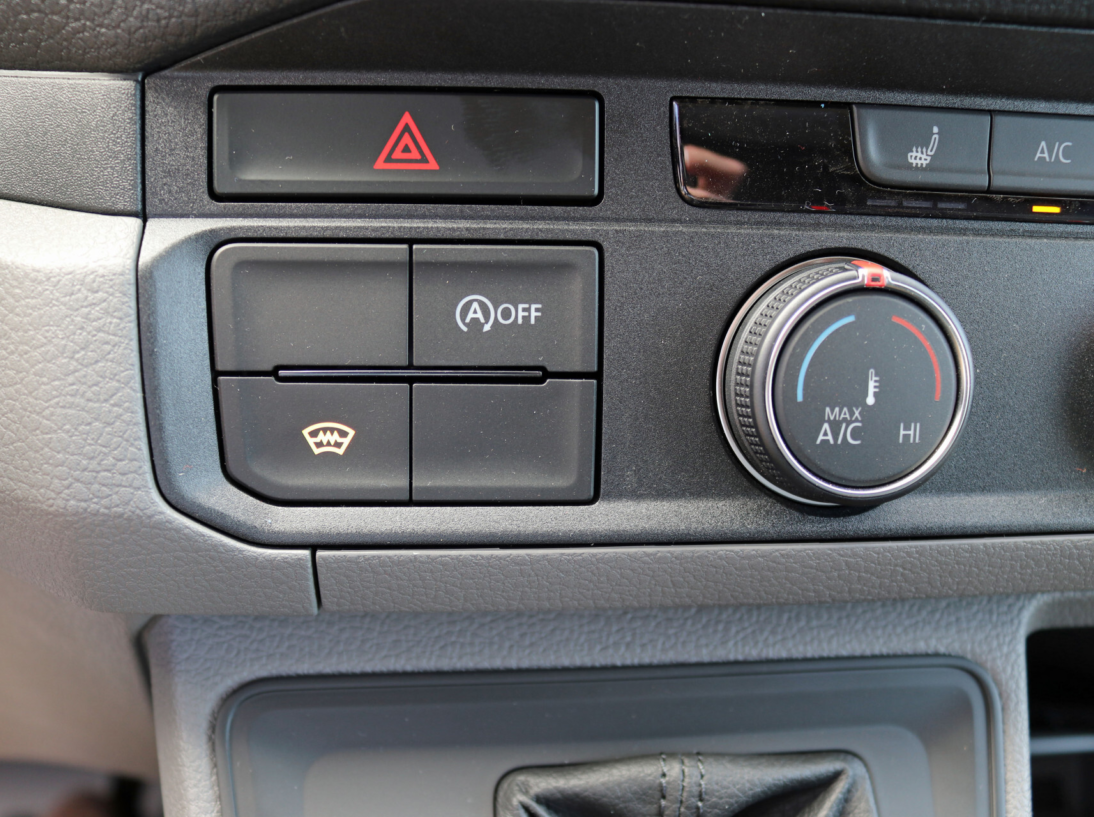 Vehicle 35122590 06b8779e 4775 47dc 8b32 741ab25a49c8