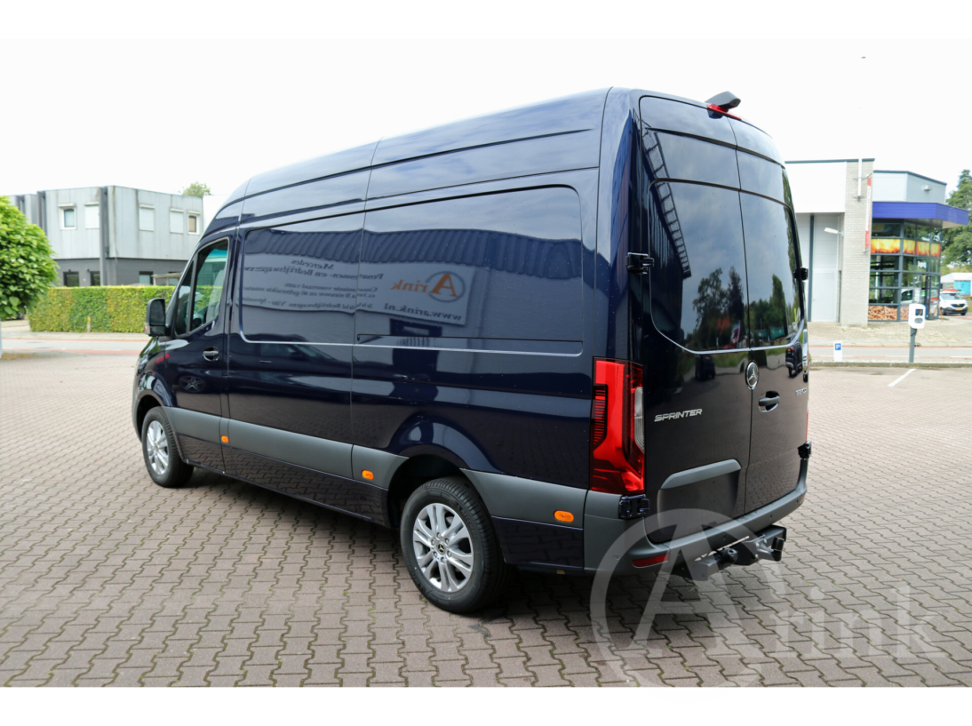 Vehicle 40011135 acece09e 6185 44e7 9ea3 fef65525cef7