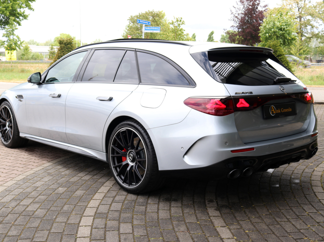 Vehicle 45203222 209ad92c 3840 4d2d a5c8 5cdabe1551b6