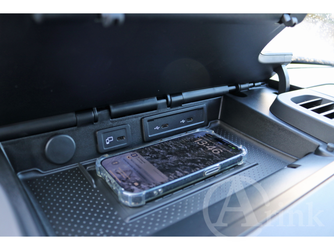 Vehicle 42953316 268f34a5 87f8 478a b06b f5c088919b3f