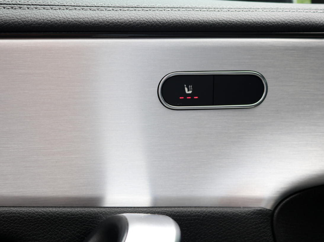 Vehicle 46803535 89eff14e 873f 4f05 8932 045e33f6a796