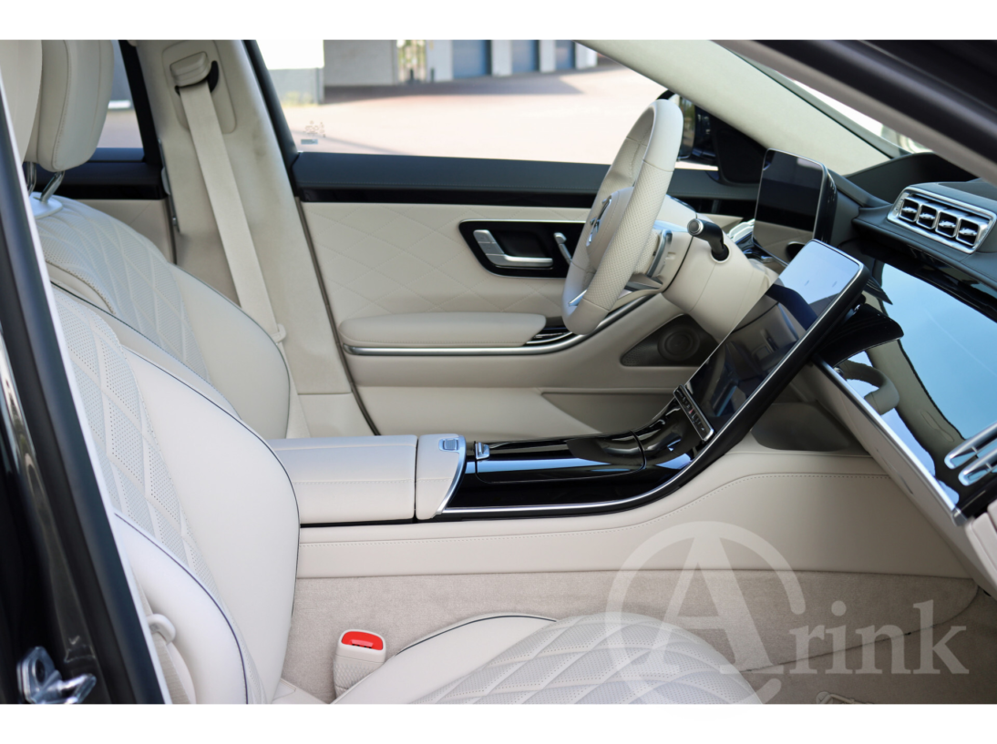 Vehicle 30607863 91205314 1b3a 438a 8904 f1628156e5ae