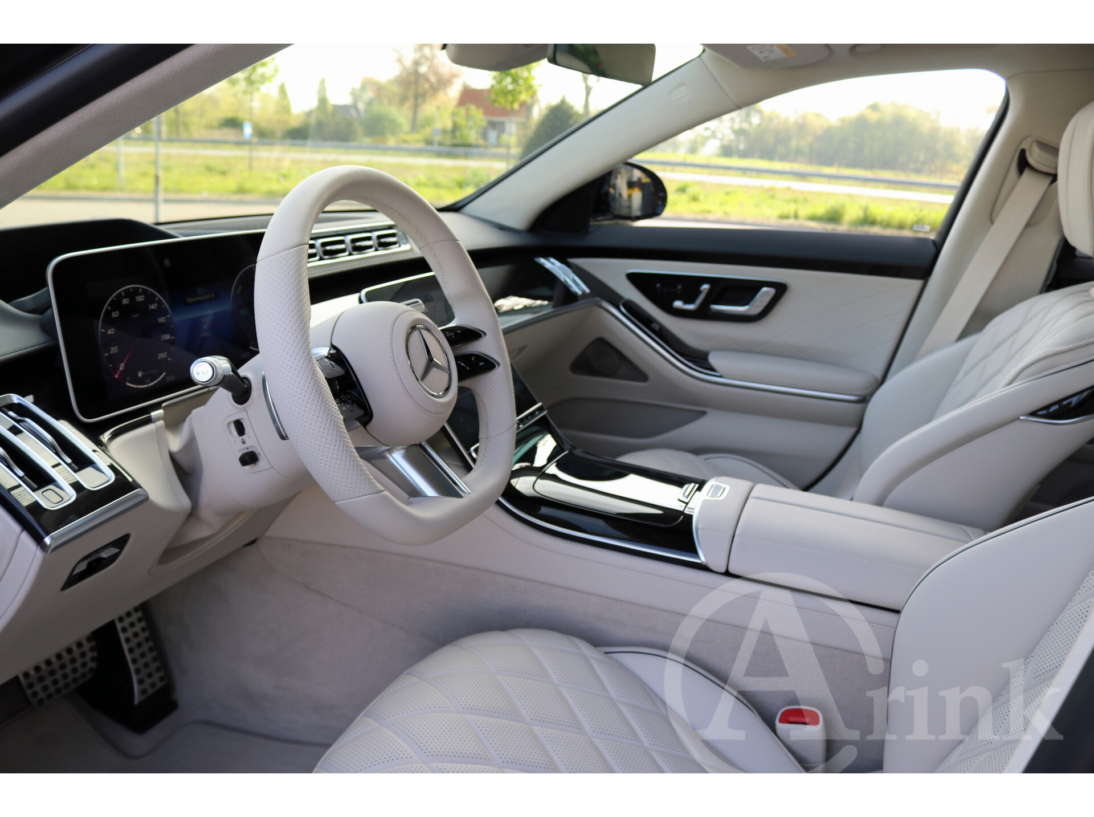 Vehicle 30607863 1a7f25c8 bd08 43ec b4ef f604ecf465ce